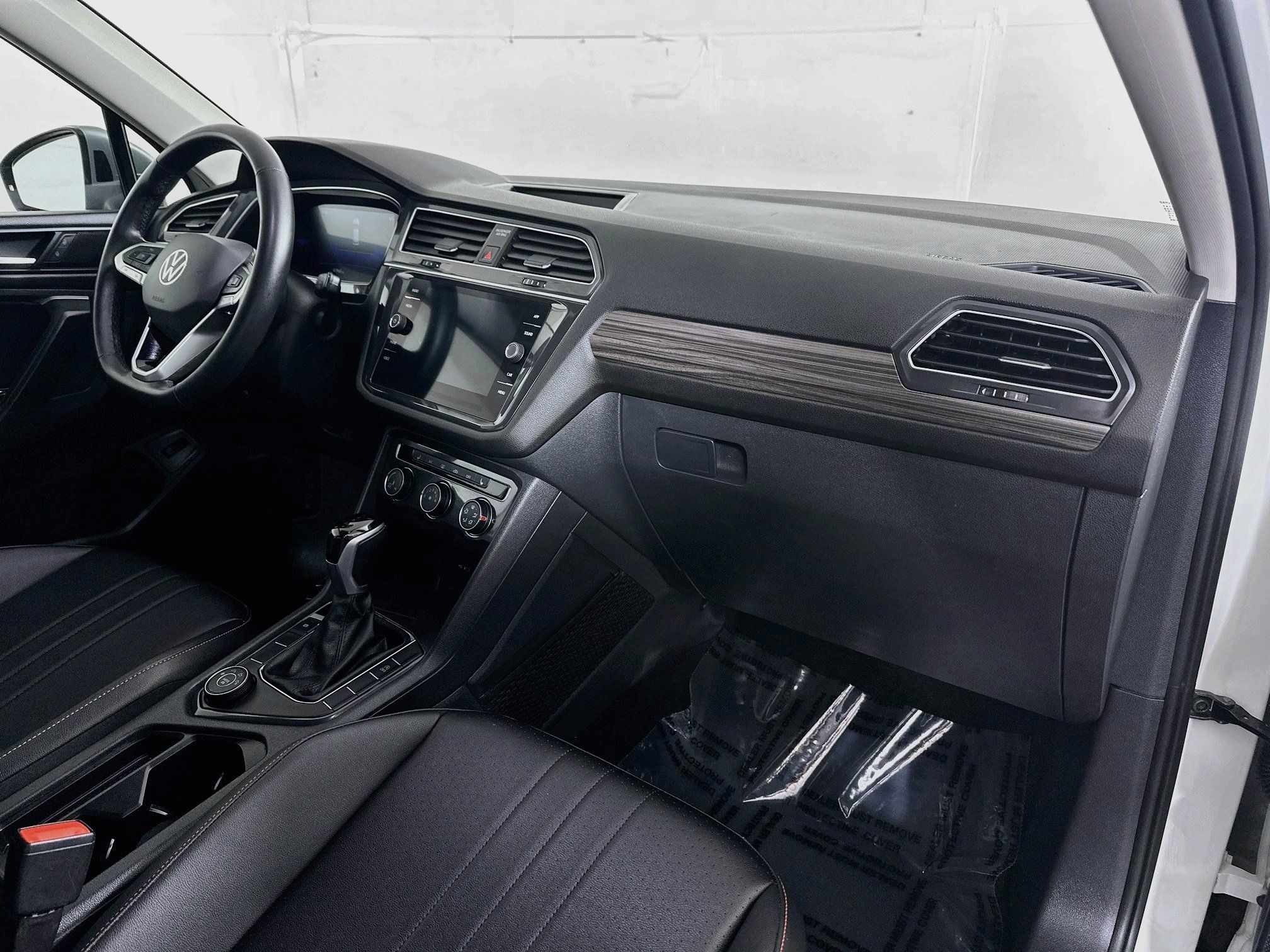 Used 2024 Volkswagen Tiguan Wolfsburg Edition AWD/4WD image 26