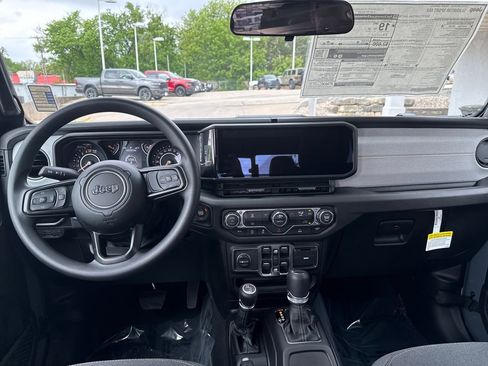 New 2026 Jeep Gladiator Sport AWD/4WD image 13