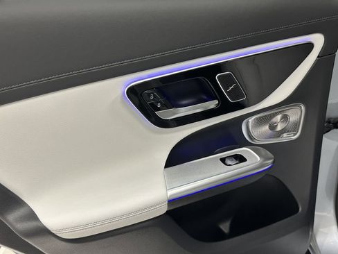 New 2026 Mercedes-Benz GLC 300 image 27