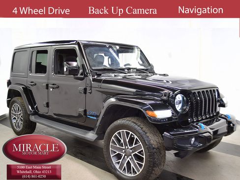 Used 2022 Jeep Wrangler Unlimited Sahara image 1