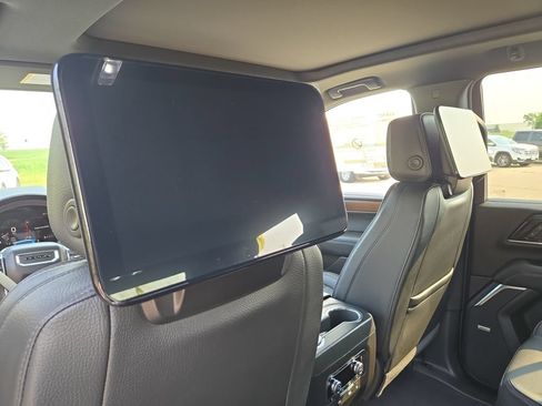 New 2026 GMC Yukon Denali w/ Advanced Technology Package AWD/4WD image 41