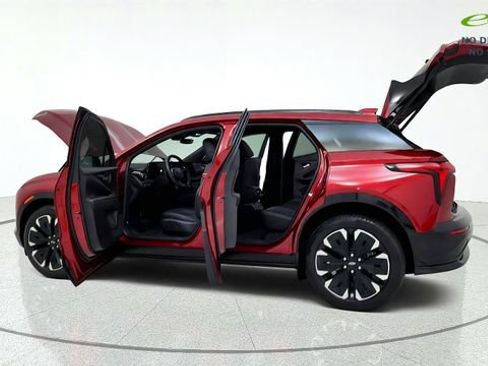 Used 2024 Chevrolet Blazer EV RS AWD/4WD image 15