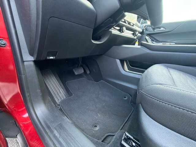 New 2026 Chevrolet Equinox LT FWD image 19