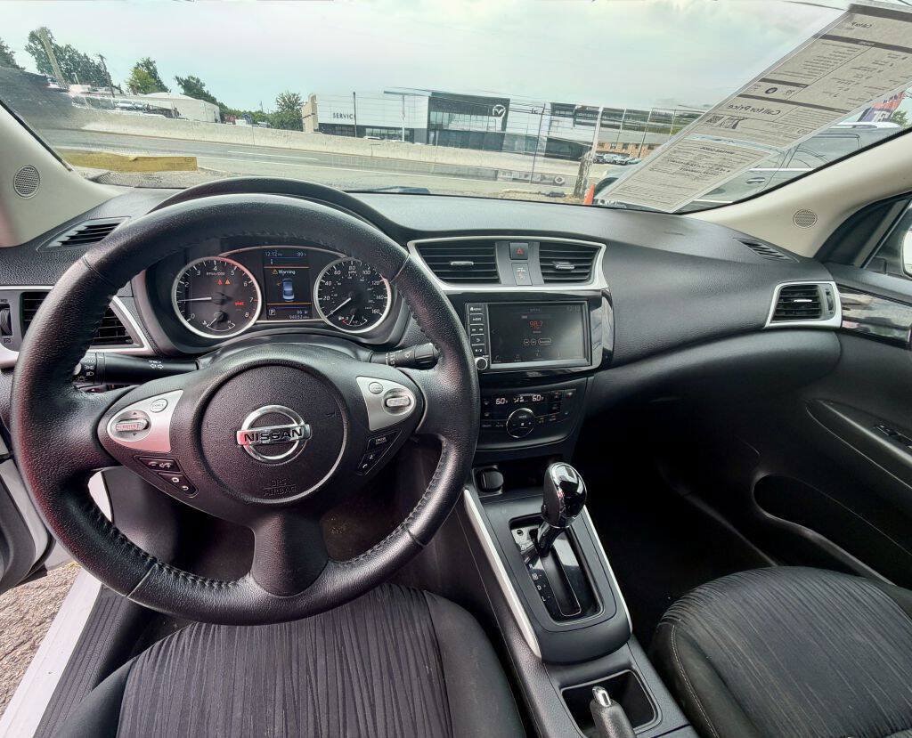 Used 2019 Nissan Sentra SV FWD image 12