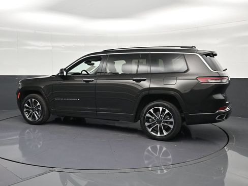 Used 2021 Jeep Grand Cherokee L Overland w/ Luxury Tech Group IV AWD/4WD image 8