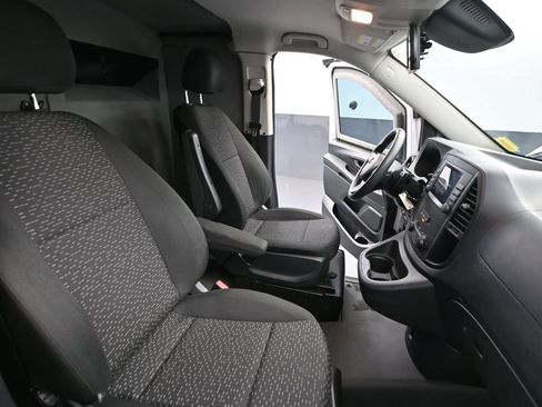 Used 2023 Mercedes-Benz Metris Cargo image 38