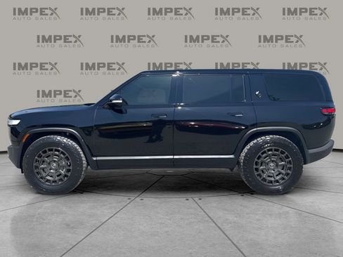 Used 2024 Rivian R1S Adventure AWD/4WD image 2