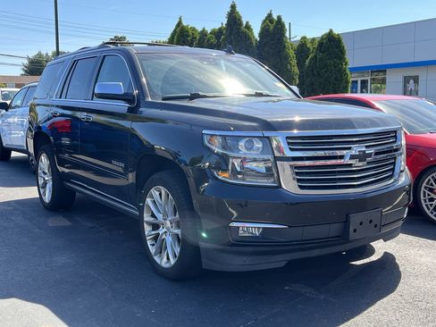 Used 2019 Chevrolet Tahoe Premier w/ Premier Plus Edition AWD/4WD image 3