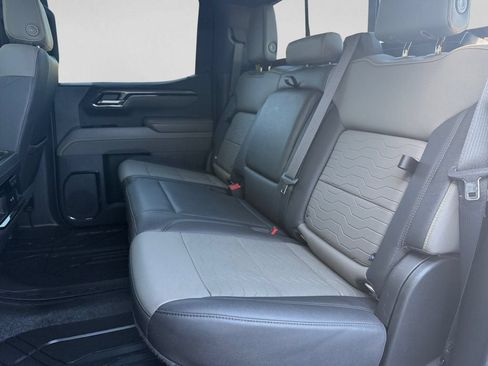 Used 2022 Chevrolet Silverado 1500 ZR2 w/ Technology Package AWD/4WD image 14