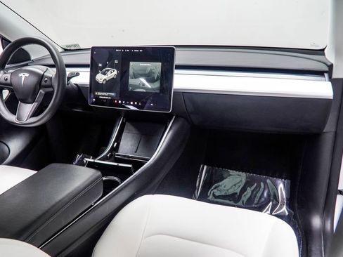 Used 2020 Tesla Model Y Long Range AWD/4WD image 16