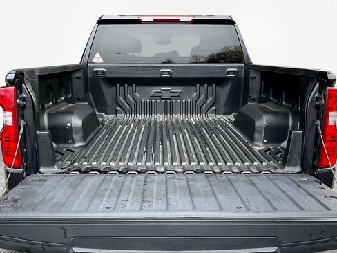 Used 2023 Chevrolet Silverado 1500 LT image 7