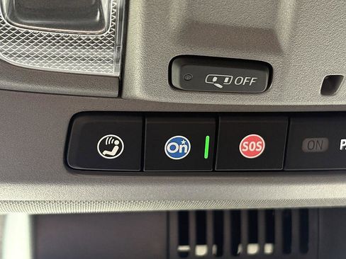 Used 2023 Chevrolet Silverado 1500 LT image 22