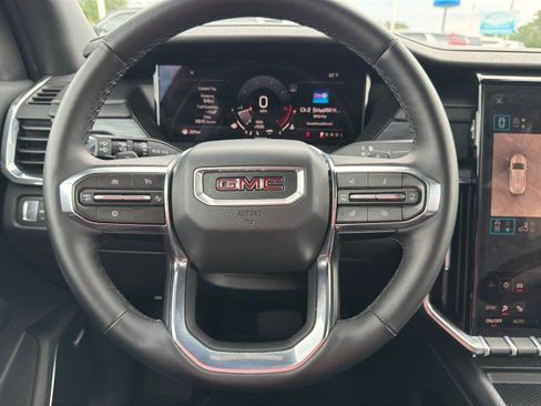 Used 2026 GMC Acadia Elevation w/ Elevation Premium Package FWD image 28