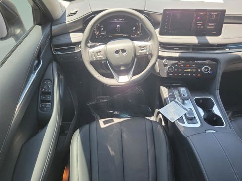 Used 2026 INFINITI QX60 Luxe w/ Cargo Package FWD image 11