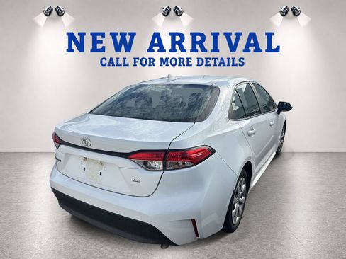 Used 2024 Toyota Corolla LE FWD image 6