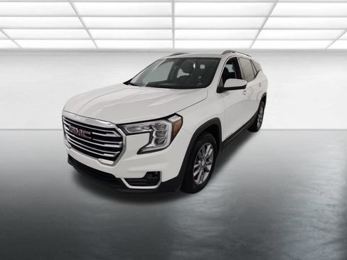 Used 2024 GMC Terrain SLT AWD/4WD image 2