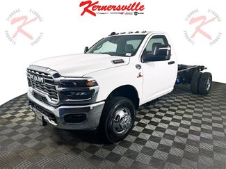 New 2026 RAM 3500 Tradesman w/ Chrome Appearance Group A video 3