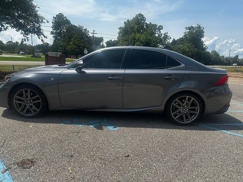 Used 2017 Lexus IS 350 F Sport w/ F Sport Package RWD image 3