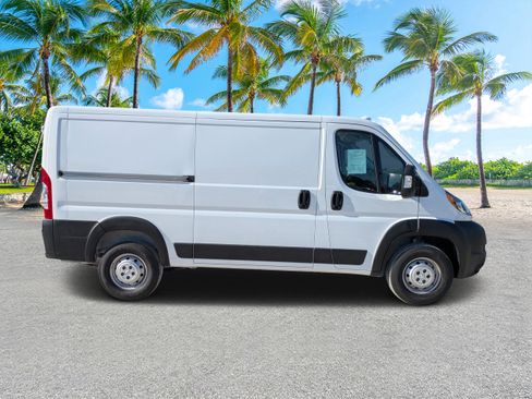 Used 2021 RAM ProMaster 2500 image 2