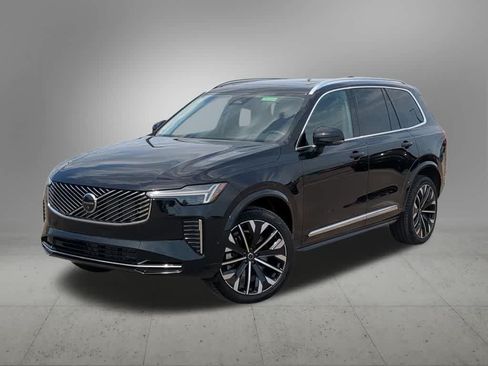 Certified 2026 Volvo XC90 B6 Plus AWD/4WD image 1