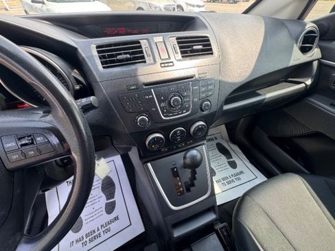 Used 2013 MAZDA MAZDA5 Sport FWD image 17