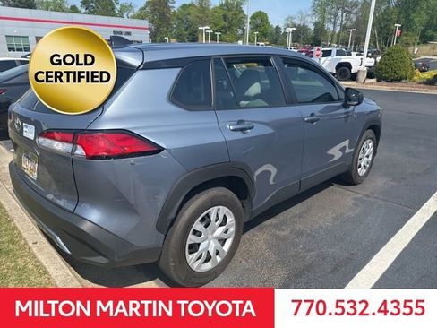 Certified 2022 Toyota Corolla Cross L image 2