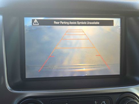 Used 2016 Chevrolet Suburban LT RWD image 25