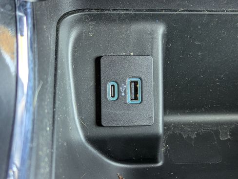 Used 2022 Ford F150 XLT w/ Equipment Group 302A High AWD/4WD image 30