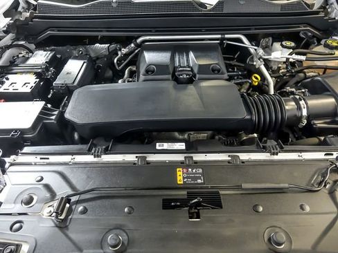 Used 2023 Chevrolet Colorado Trail Boss w/ Technology Package image 33