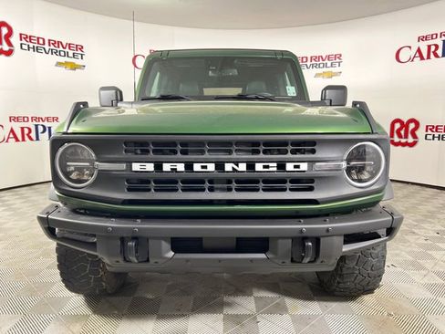 Used 2022 Ford Bronco Black Diamond image 2