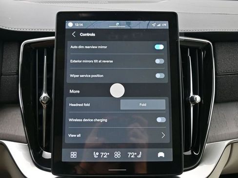 New 2026 Volvo XC90 B6 Ultra w/ Protection Package image 19