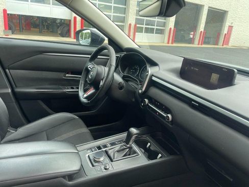 Used 2023 MAZDA CX-50 2.5 S w/ Preferred Plus Pkg AWD/4WD image 4