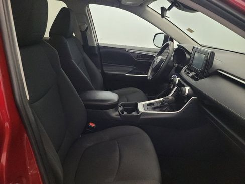 Used 2020 Toyota RAV4 LE w/ All Weather Liner Package AWD/4WD image 21