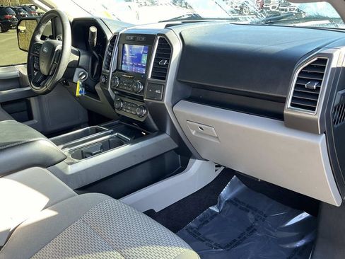 Used 2015 Ford F150 XLT w/ Equipment Group 302A Luxury image 23