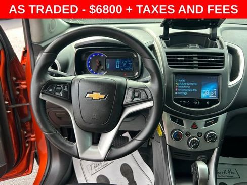 Used 2016 Chevrolet Trax LT w/ LT Convenience Package FWD image 17