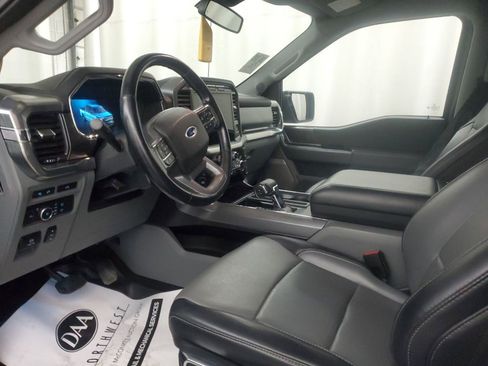 Used 2021 Ford F150 Lariat AWD/4WD image 6