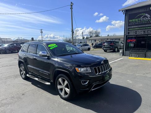 Used 2016 Jeep Grand Cherokee Limited AWD/4WD image 2