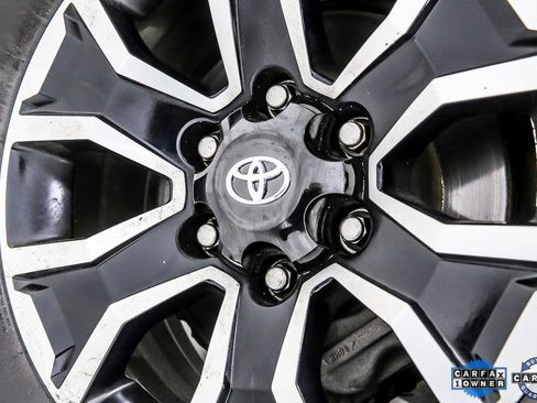 Used 2023 Toyota Tacoma TRD Sport image 34