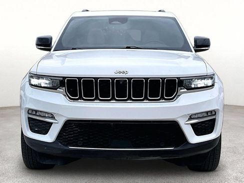 Used 2023 Jeep Grand Cherokee Limited w/ Luxury Tech Group II AWD/4WD image 3