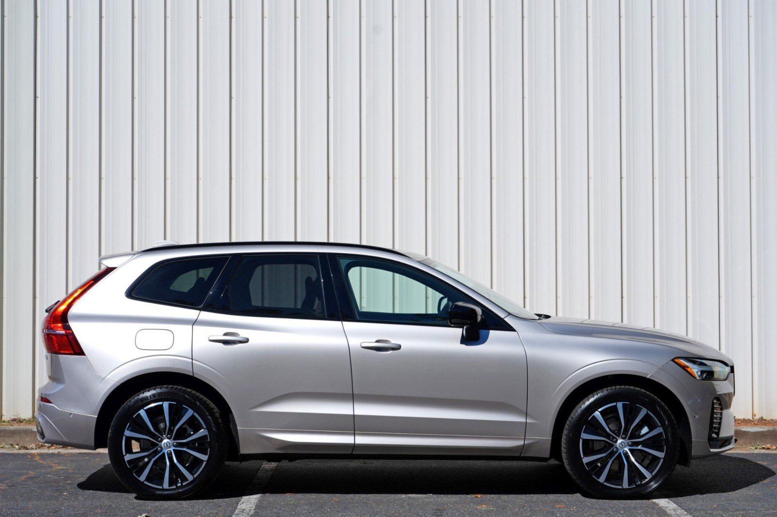 Used 2025 Volvo XC60 B5 Ultra w/ Protection Package Premier AWD/4WD image 53