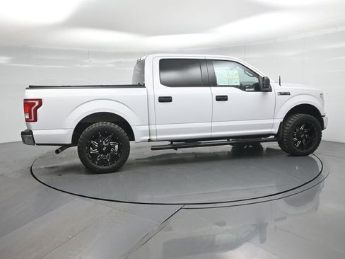 Used 2017 Ford F150 XLT image 24