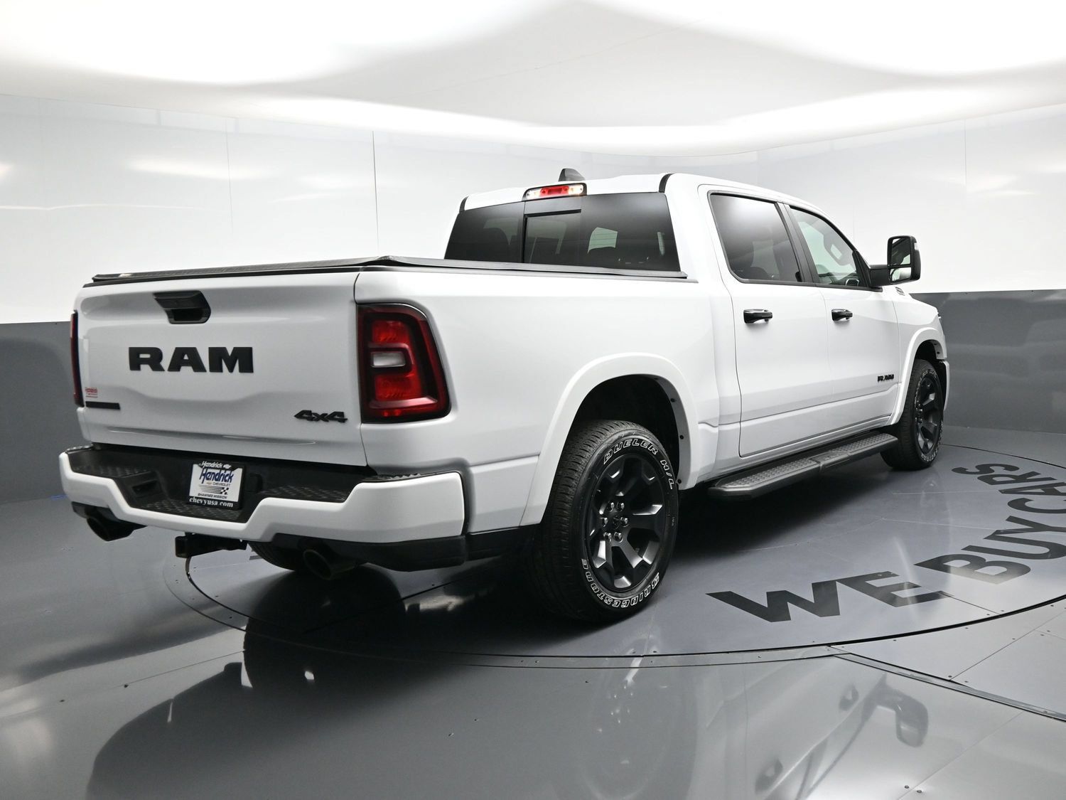 Used 2025 RAM 1500 Big Horn AWD/4WD image 9