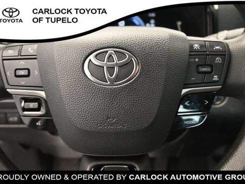 Used 2025 Toyota Camry LE w/ Convenience Package FWD image 21
