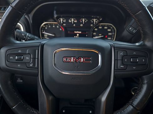 Used 2021 GMC Sierra 1500 AT4 w/ AT4 Preferred Package AWD/4WD image 19