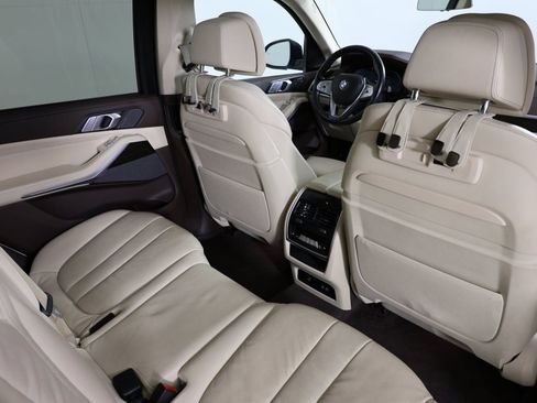 Used 2019 BMW X7 xDrive50i w/ Premium Package image 43