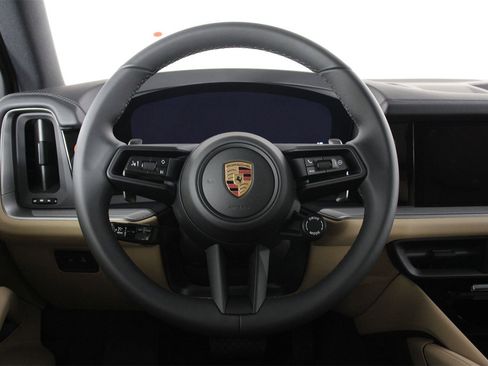 New 2026 Porsche Cayenne image 12