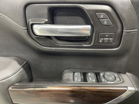 Used 2020 GMC Sierra 1500 SLT w/ SLT Premium Plus Package image 32