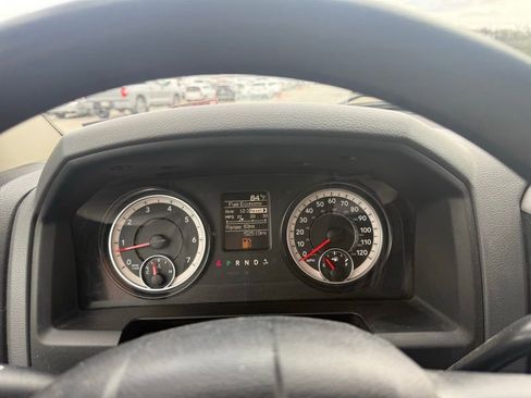 Used 2018 RAM 2500 Tradesman w/ Chrome Appearance Group image 12