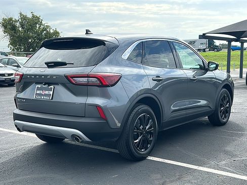 Used 2024 Ford Escape Active image 8