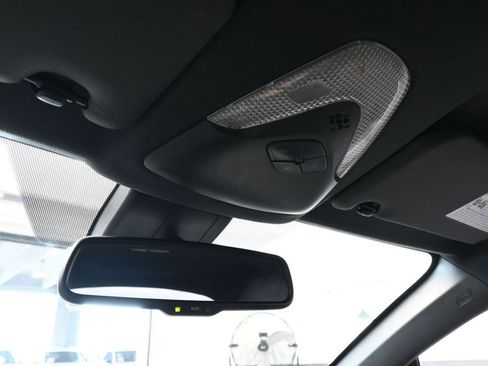 Used 2019 Toyota C-HR XLE FWD image 20